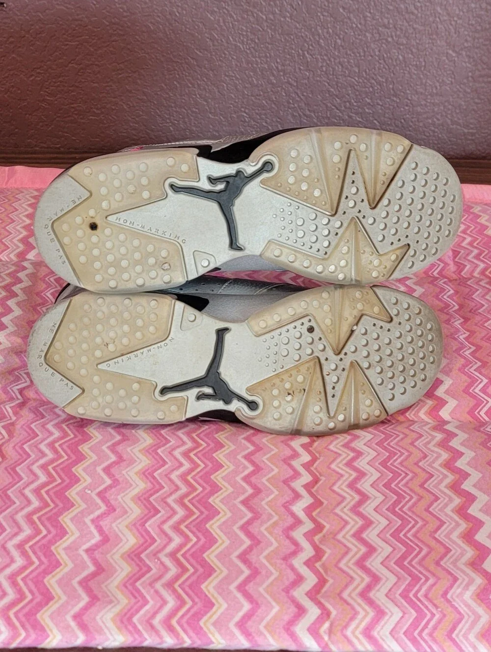 Air Jordan 6 Retro GS Valentine's Day 2014 Metallic Silver Pink Size 7Y